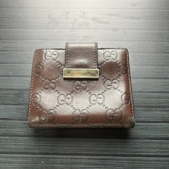 Gucci Other - Gucci Signuture Guccisima Compact Wallet Authentic|Used